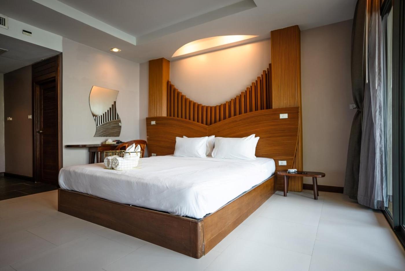 Dusit Buncha By Riya Group Resort 4*
