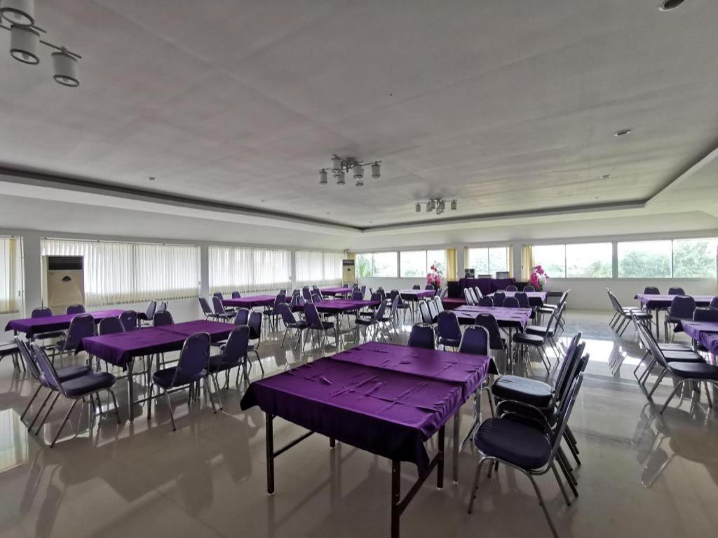 Phet Cha-am Plaza&resort