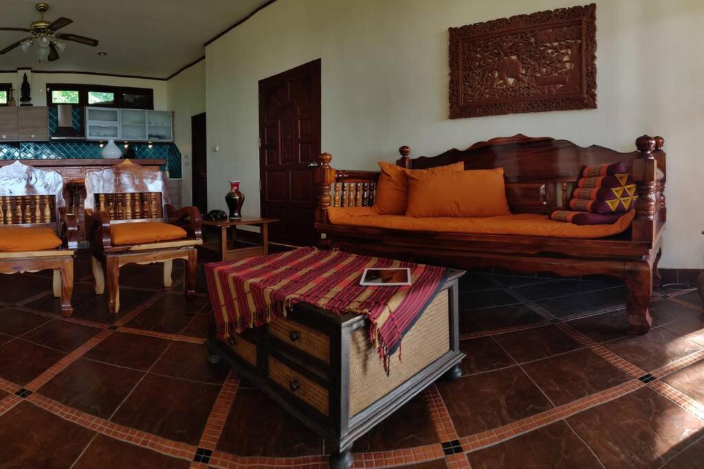 Spacious With Sunset Sea View Villa
