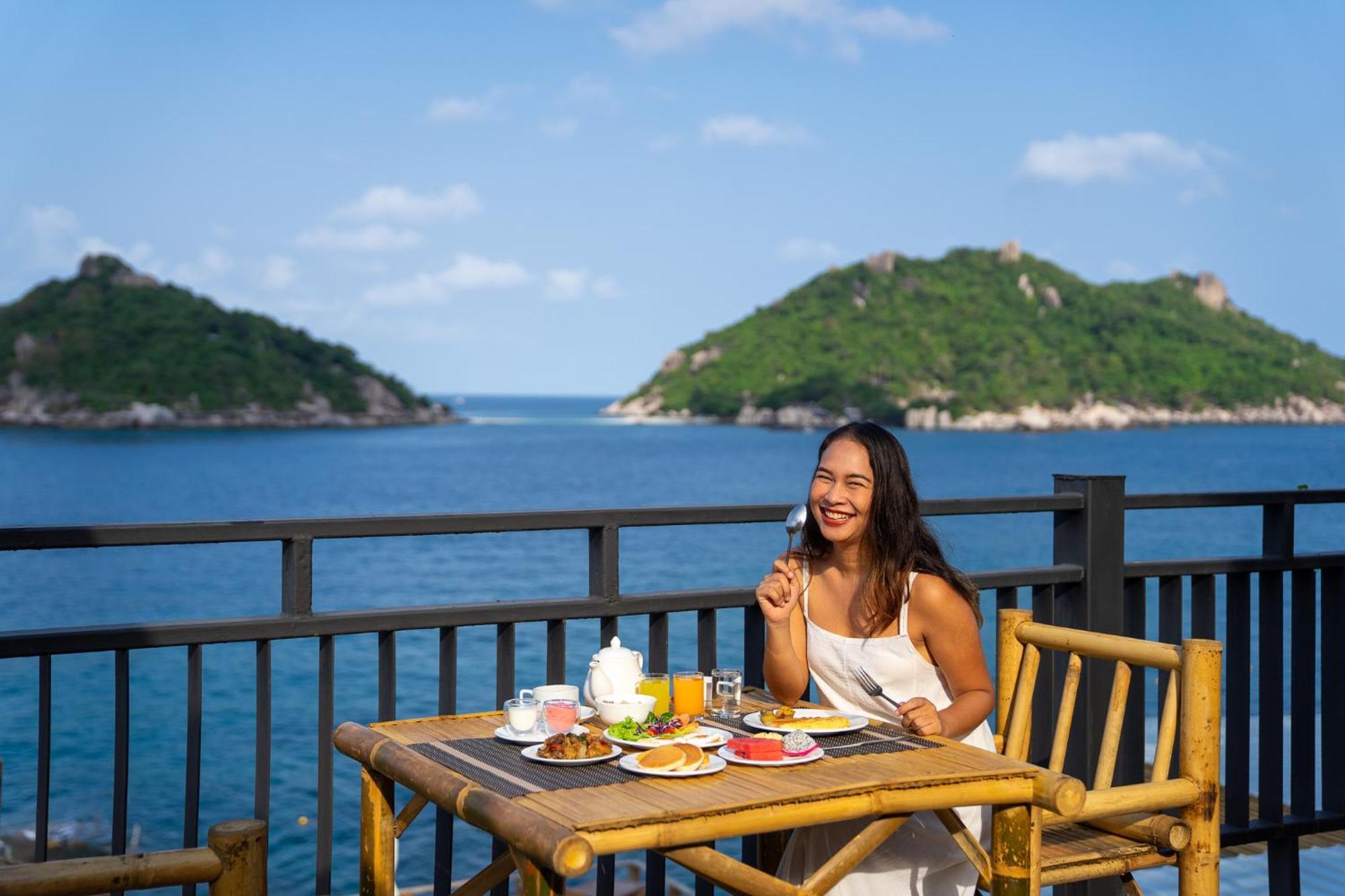 Dusit Buncha By Riya Group Resort 4*