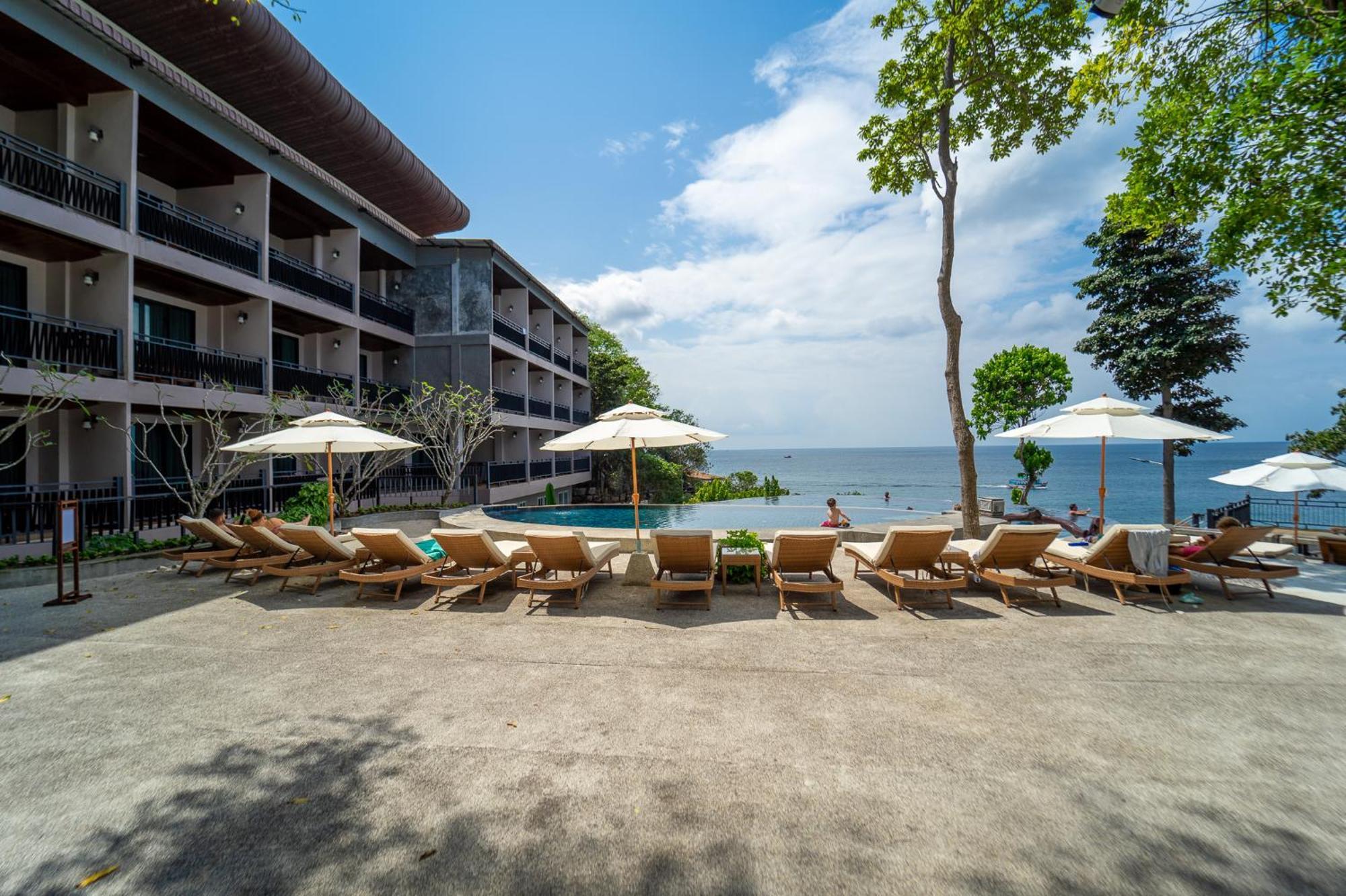 Dusit Buncha By Riya Group Resort 4*