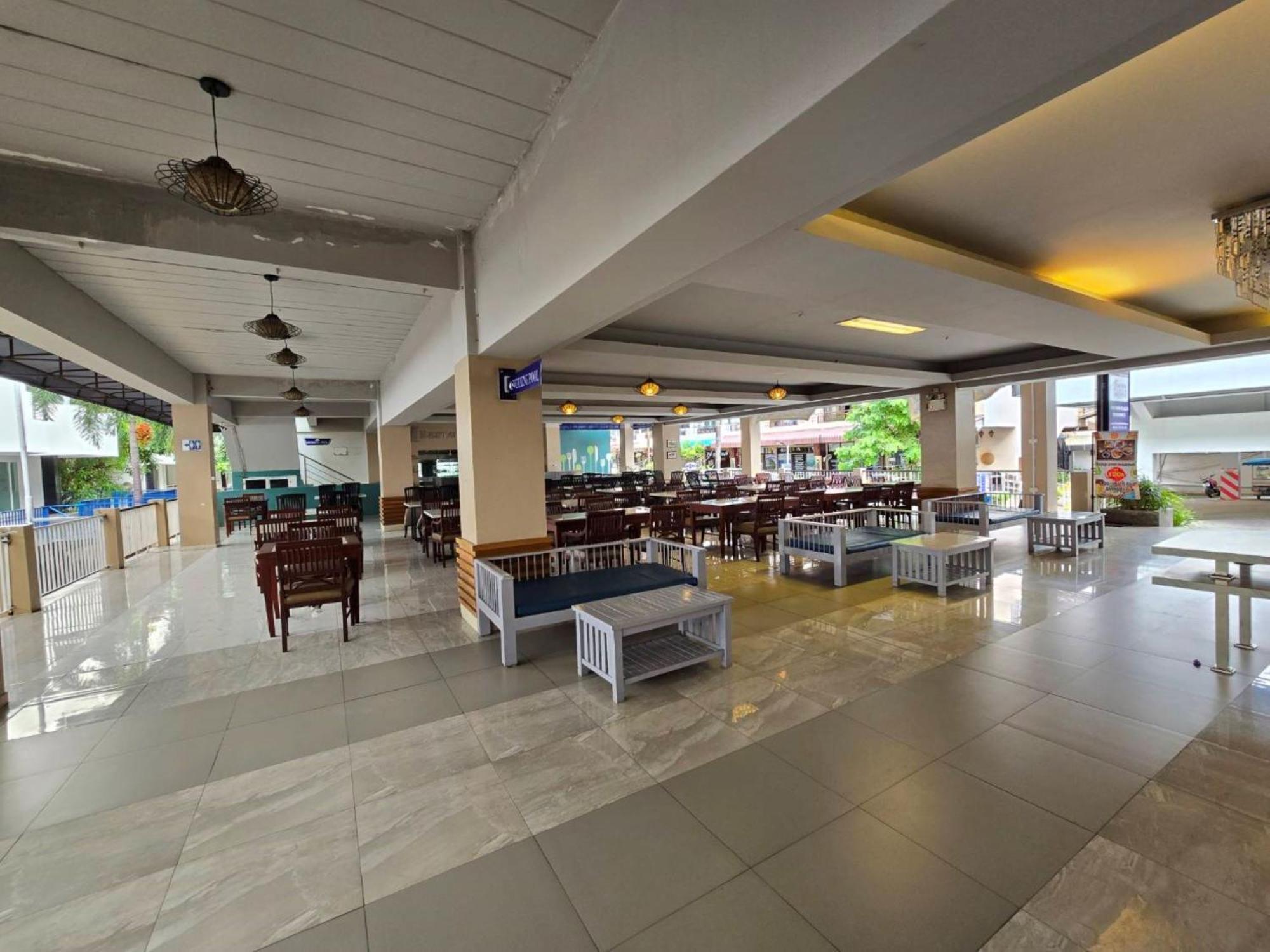 Hotel Plaza 3*