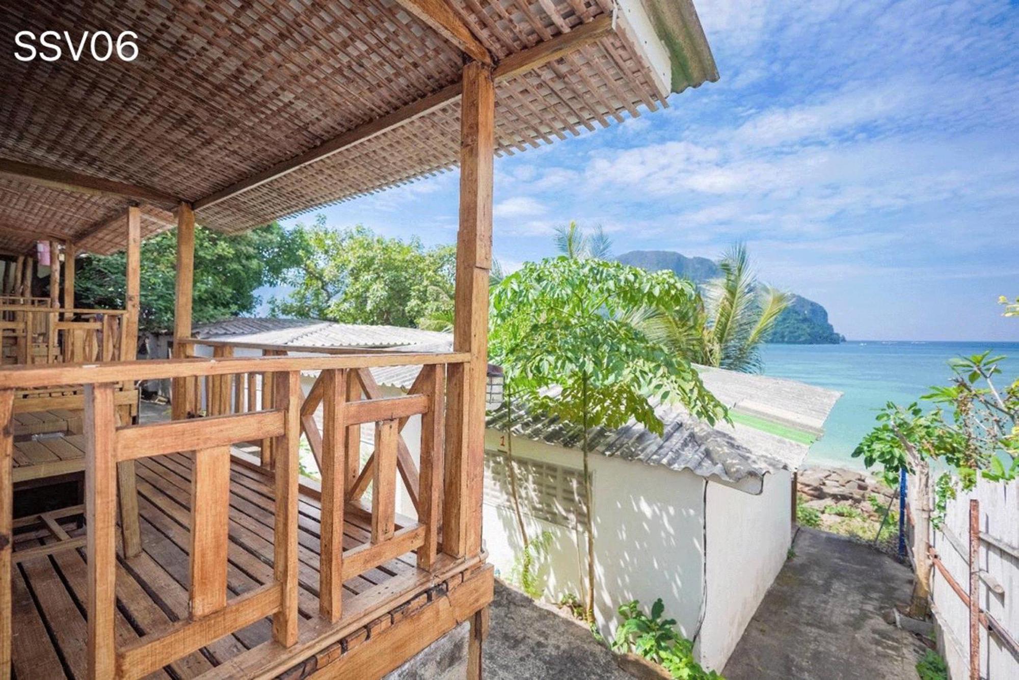 Cozy Seafront Phi Phi Don