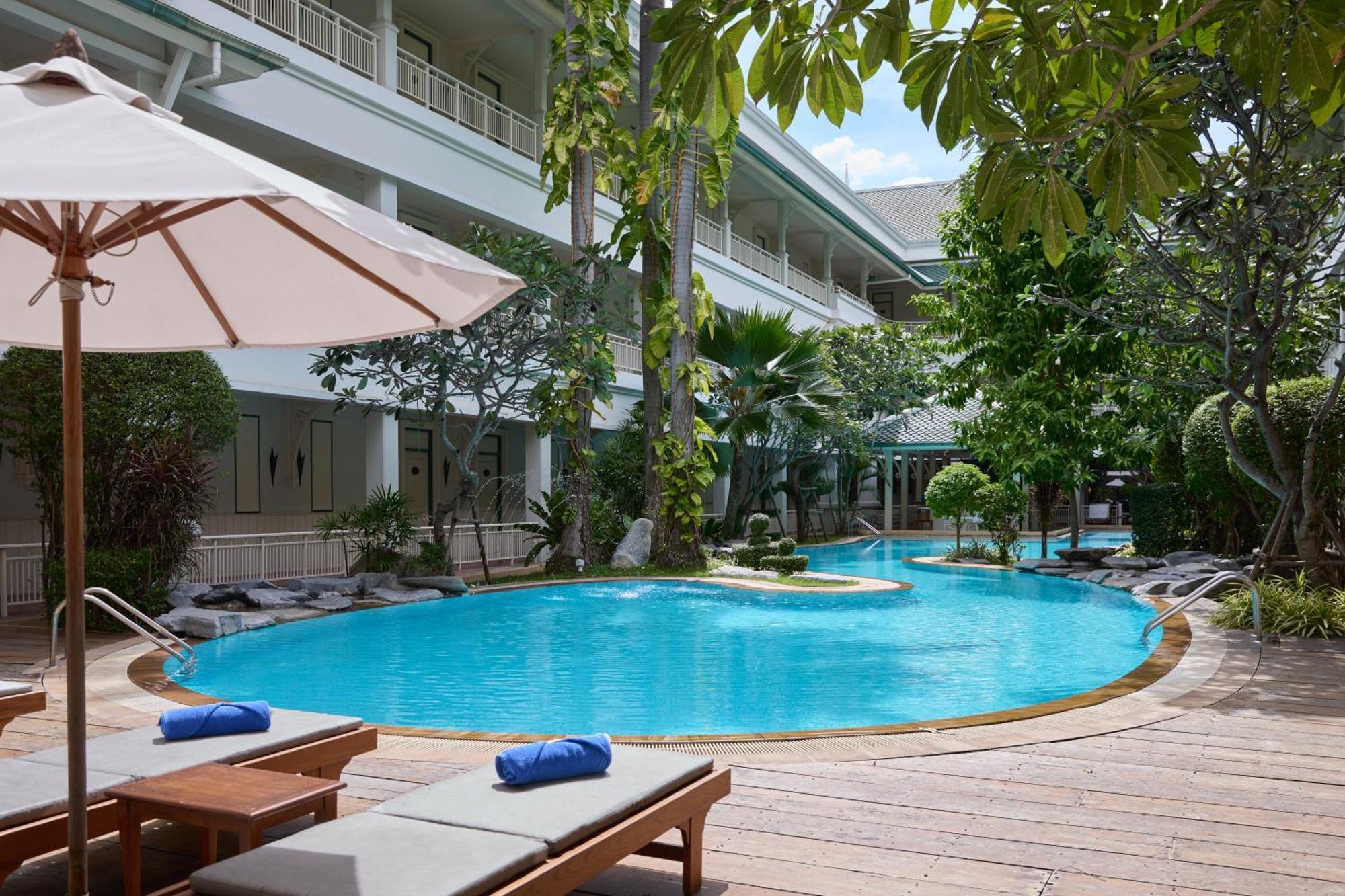 Kalanan Riverside Hotel 4*
