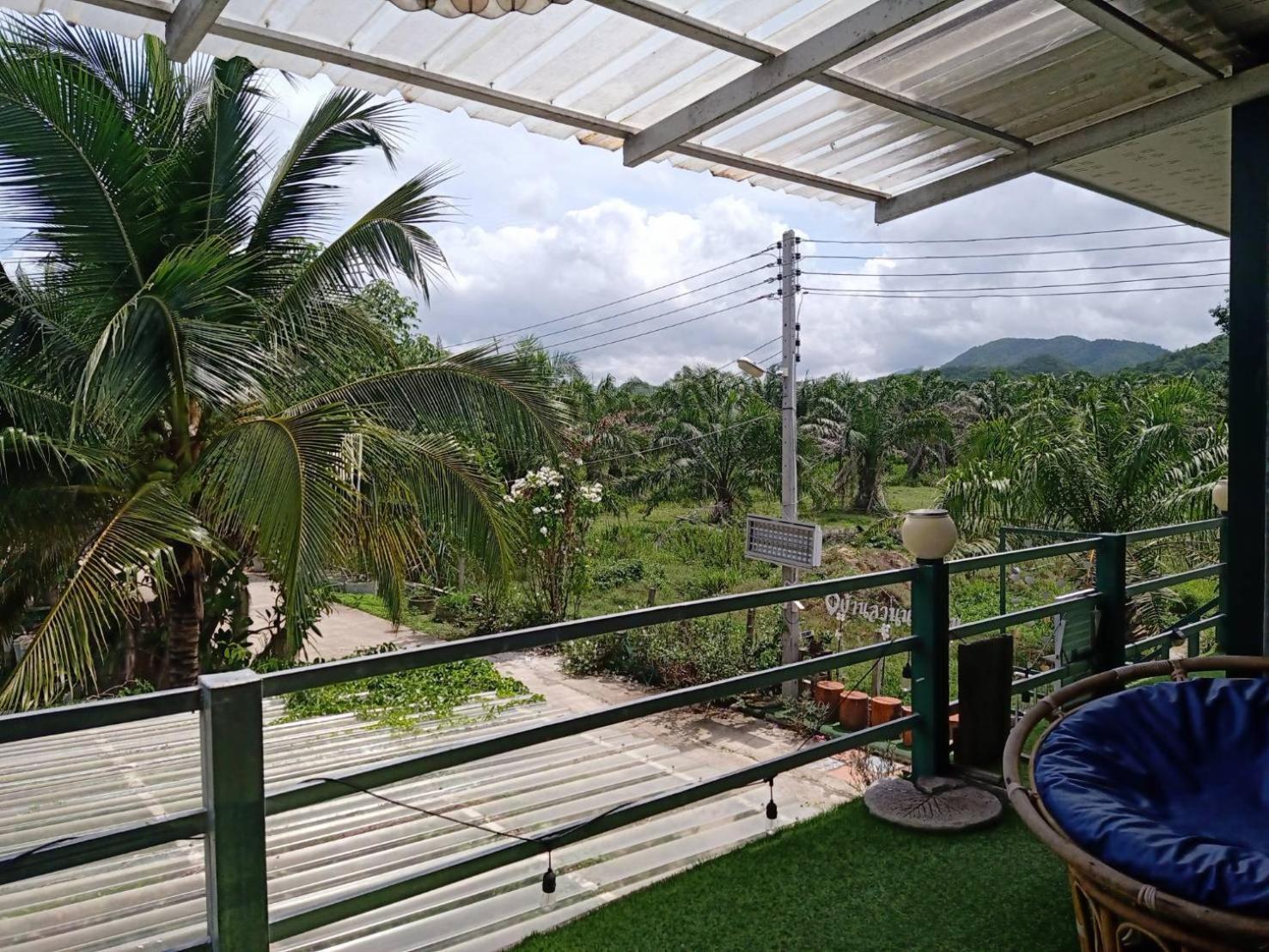 Guest house Suan Nopparat Suan Phueng