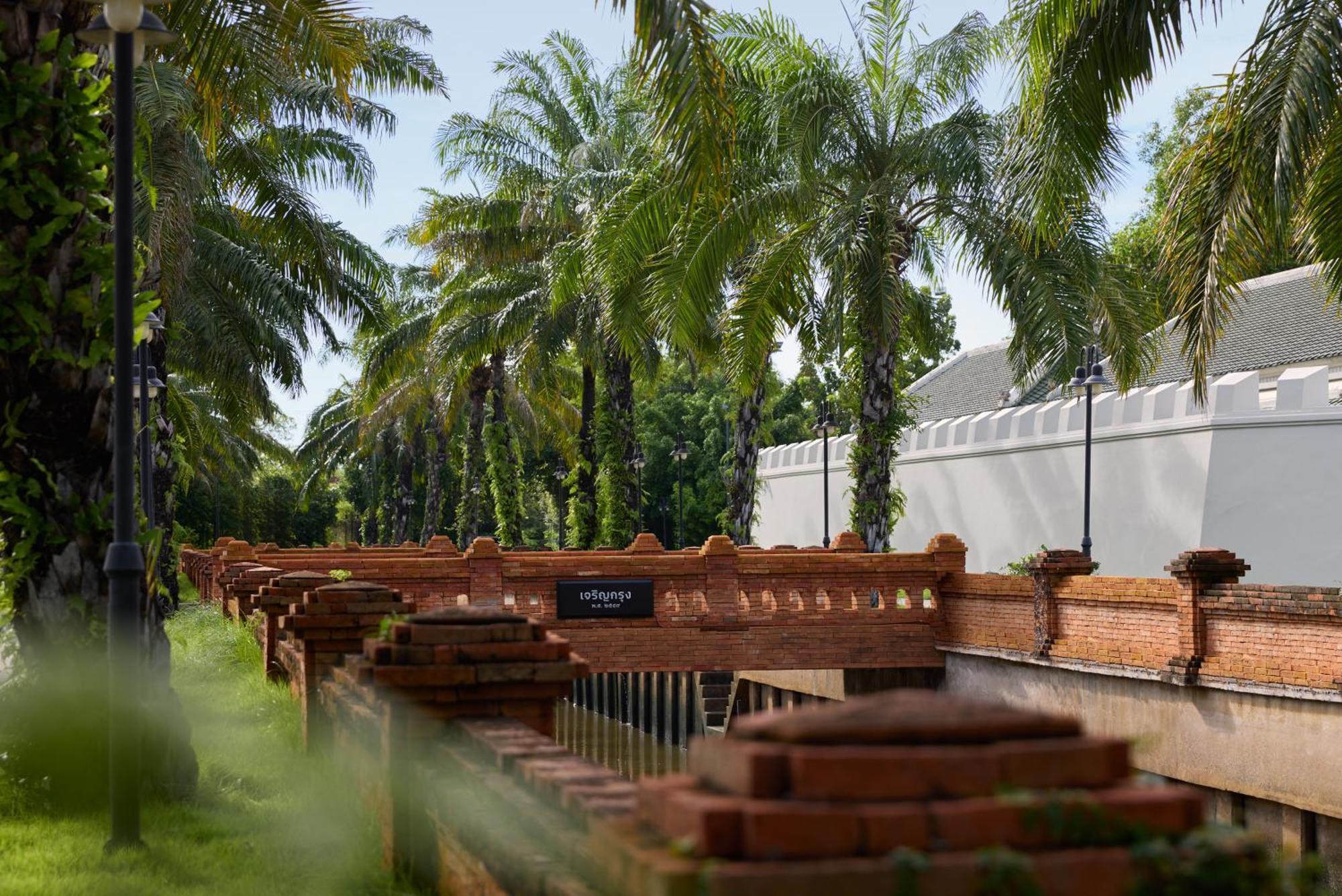 Kalanan Riverside Hotel
