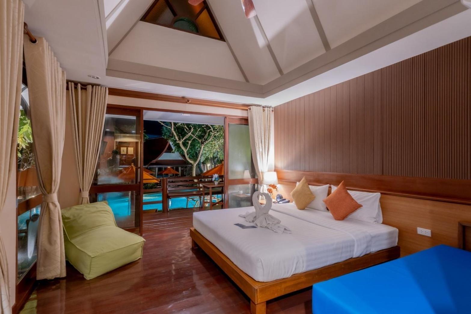 Baan Duangkaew Resort HHQ