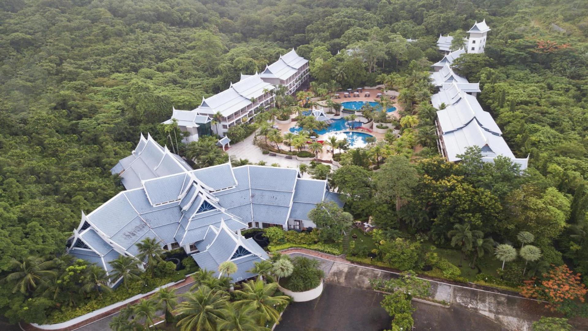 Chada Thai Village Resort 4*