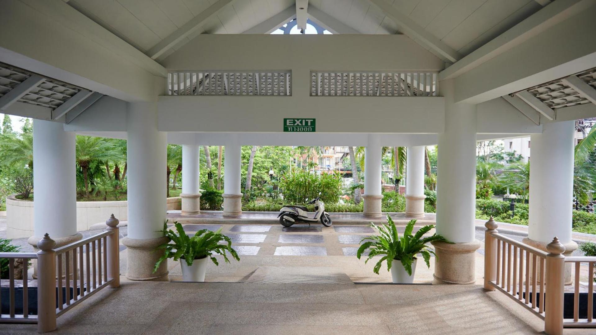 Resort Chada Thai Village 4*
