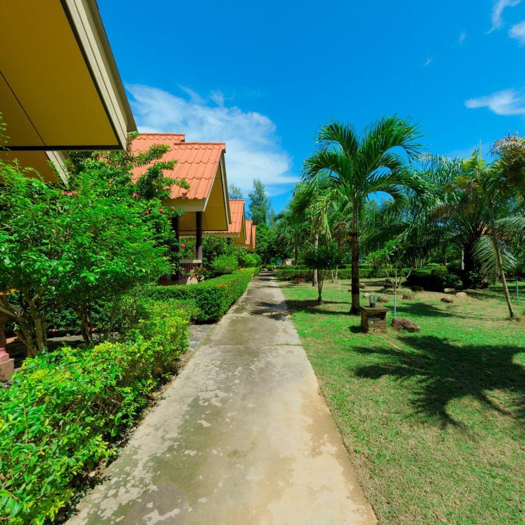 Rim Khao Resort 2*