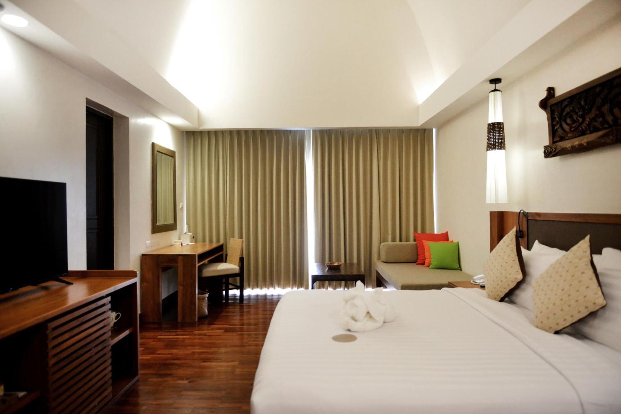 Rawi Warin And - Sha Extra Koh Lanta
