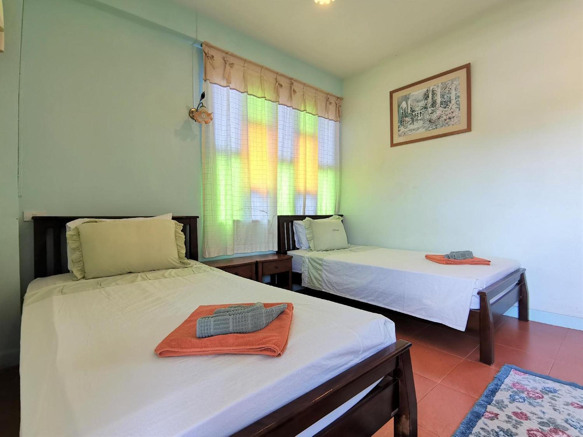 Baan Por Jai
