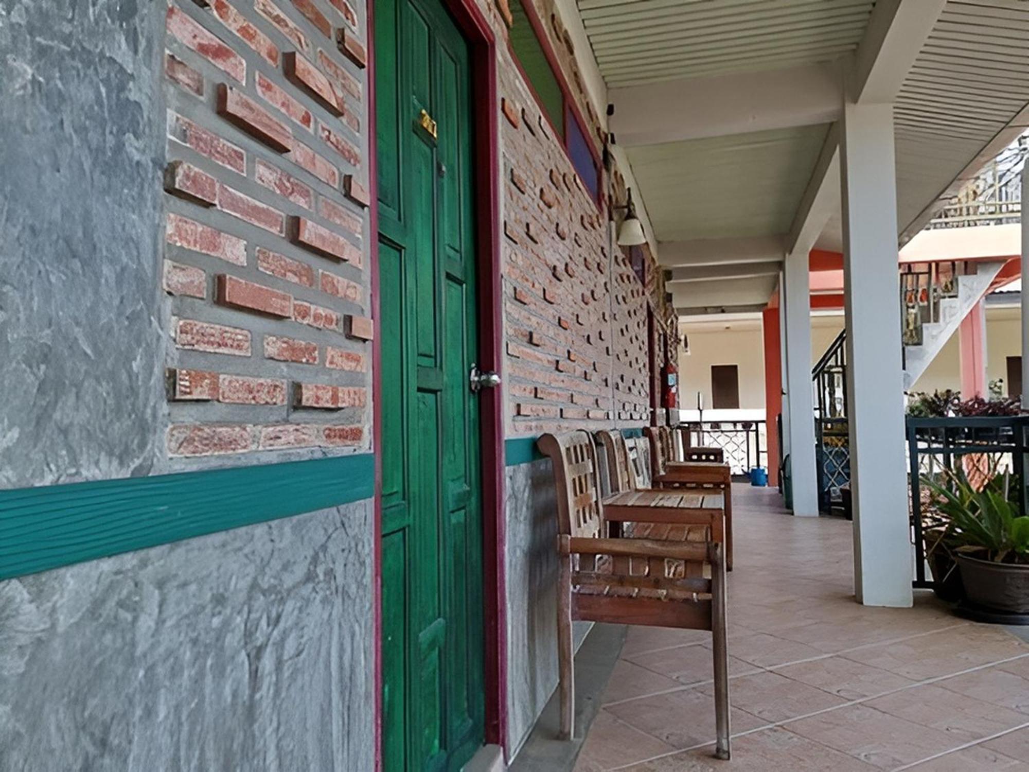 Inn Baan Por Jai