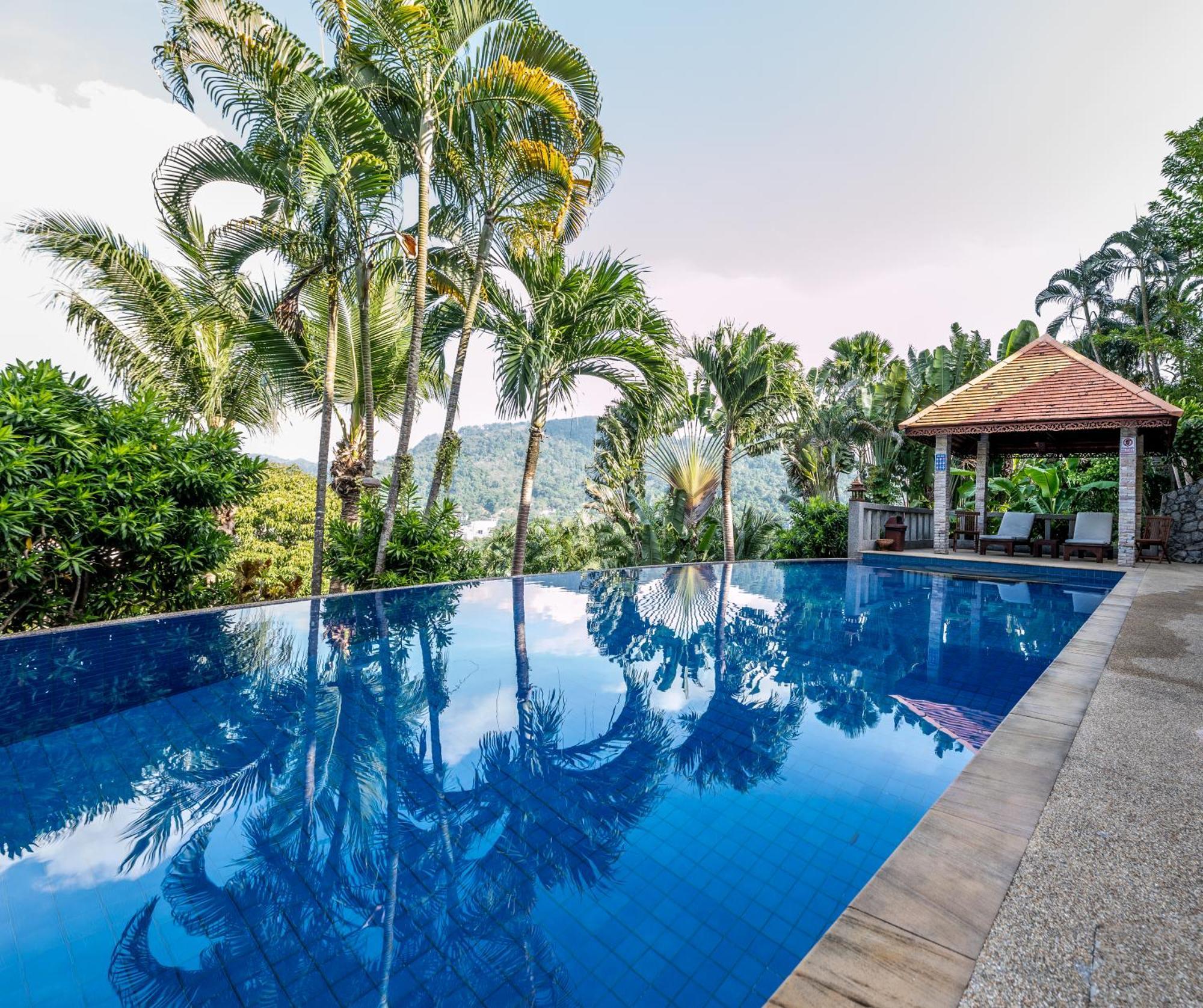 Baiyok Seaview And Edge Pool Villa