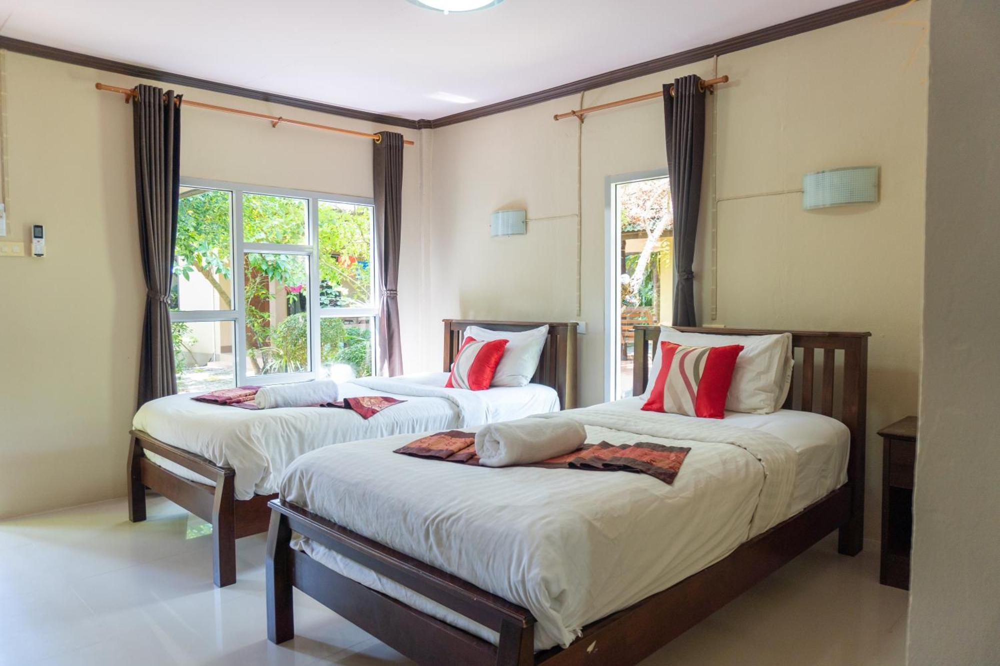 Lanta Riviera Resort
