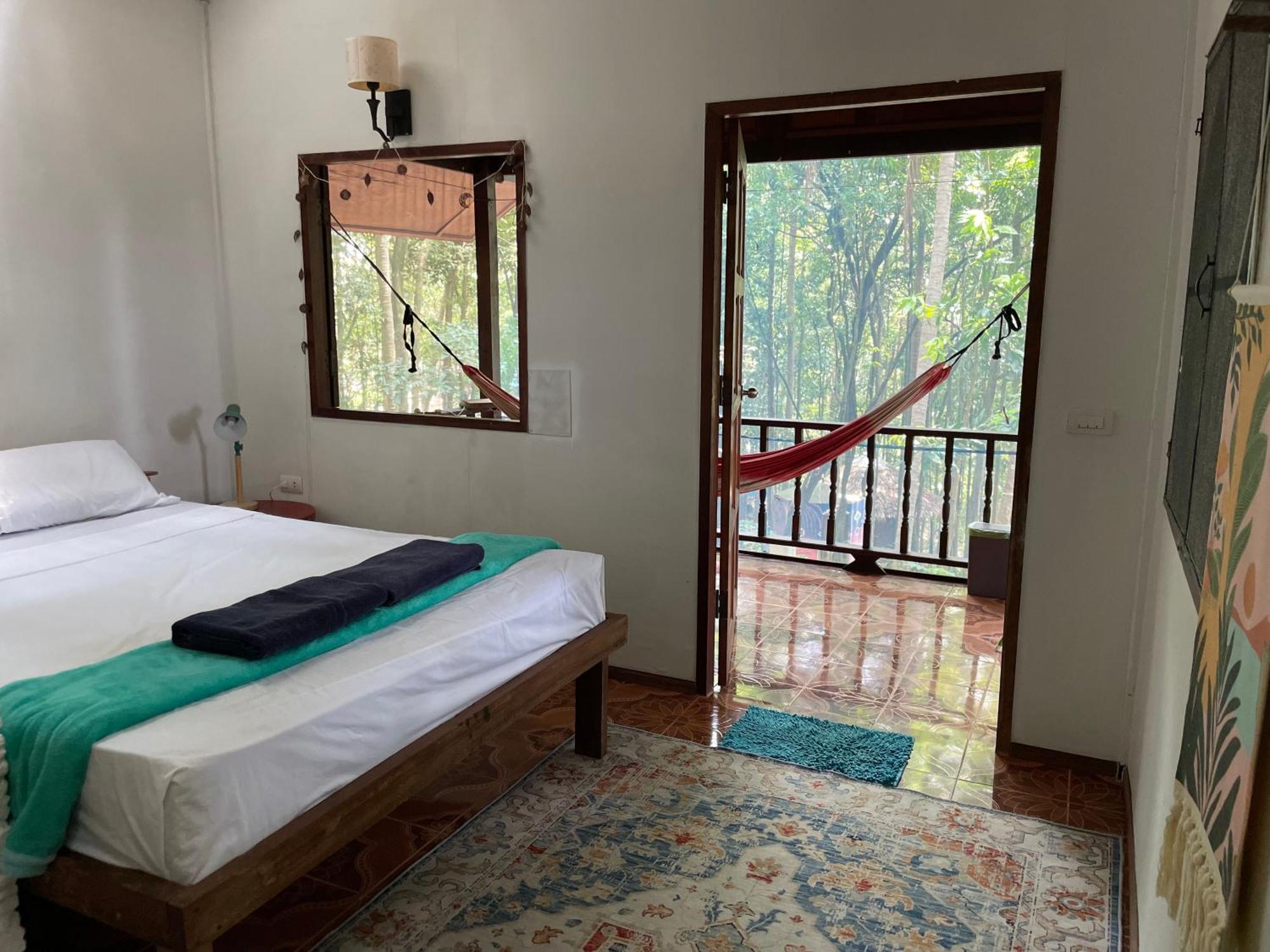 Pyramid Yoga Guest house *