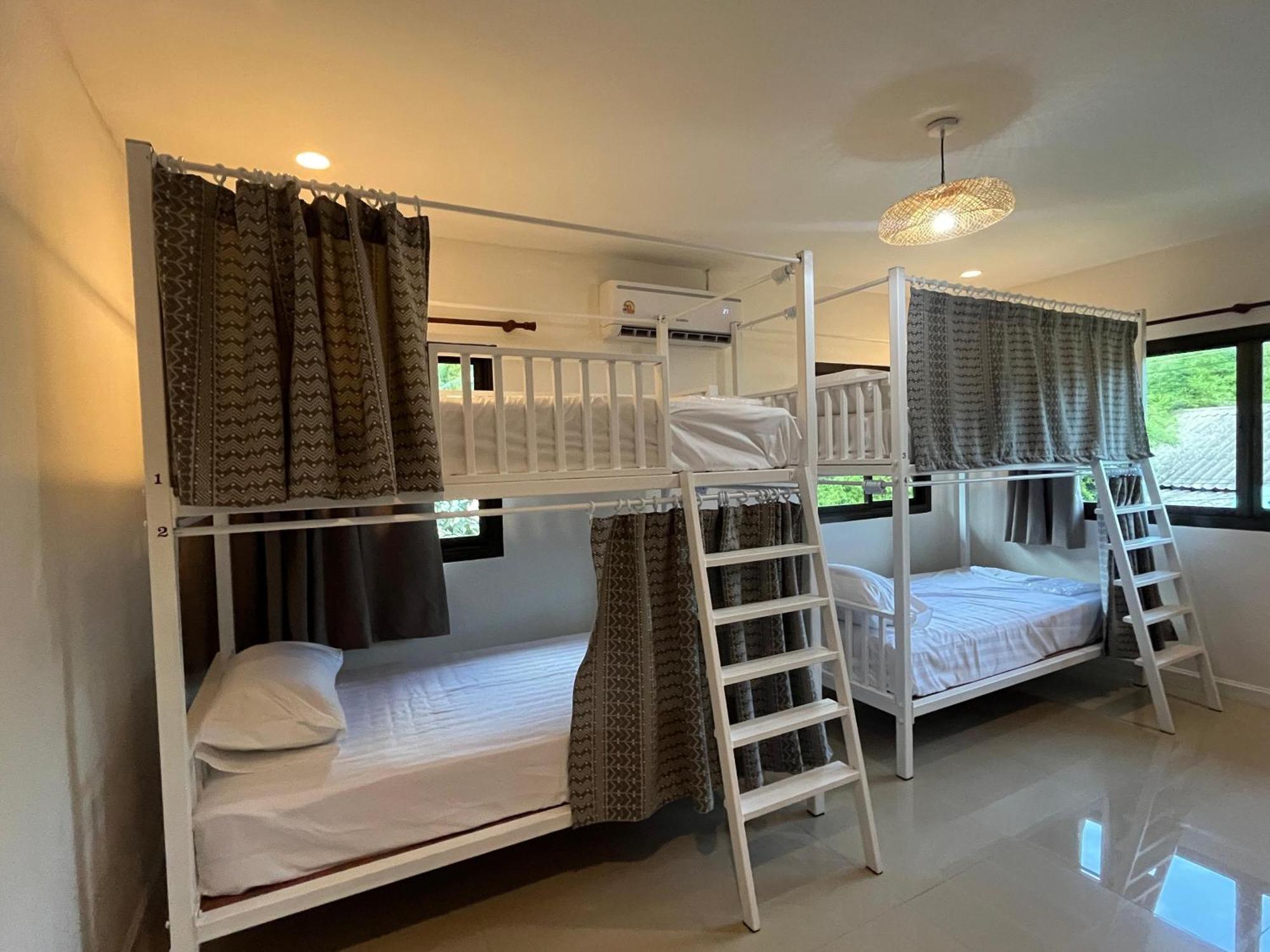 Purple House - Female Only Boutique Hostel Ko Pha Ngan