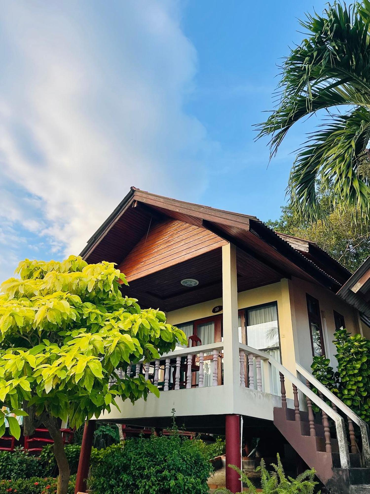 Tanouy Garden Baan Khai