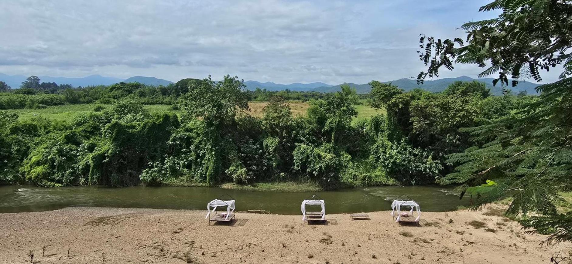 Baan Naratawan 3* Suan Phueng
