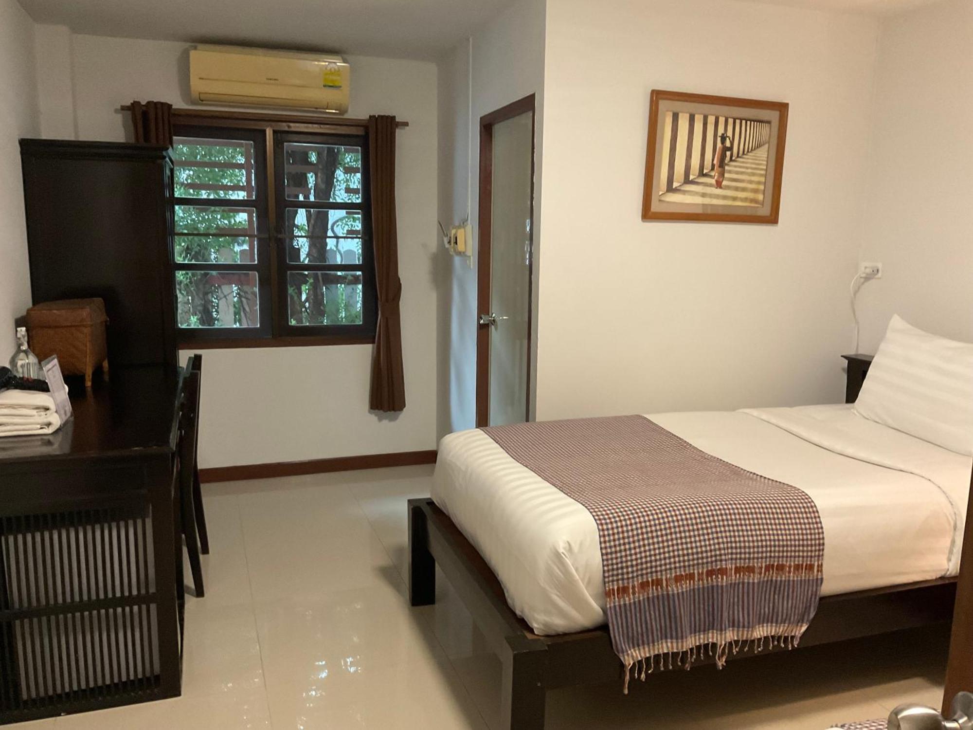 Baan Klang Vieng Resort