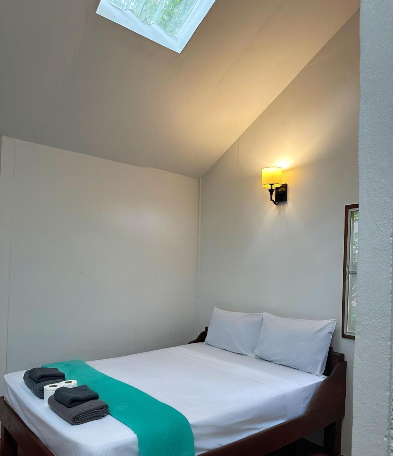 Pyramid Yoga Guest house Ko Pha Ngan