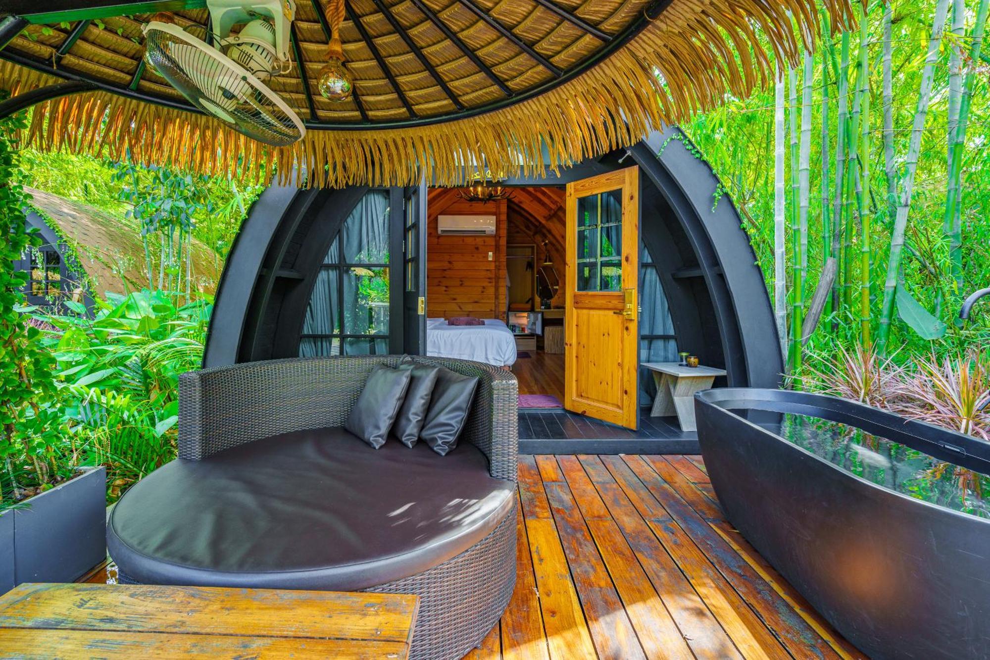 Khum Damnoen Resort Damnoen Saduak