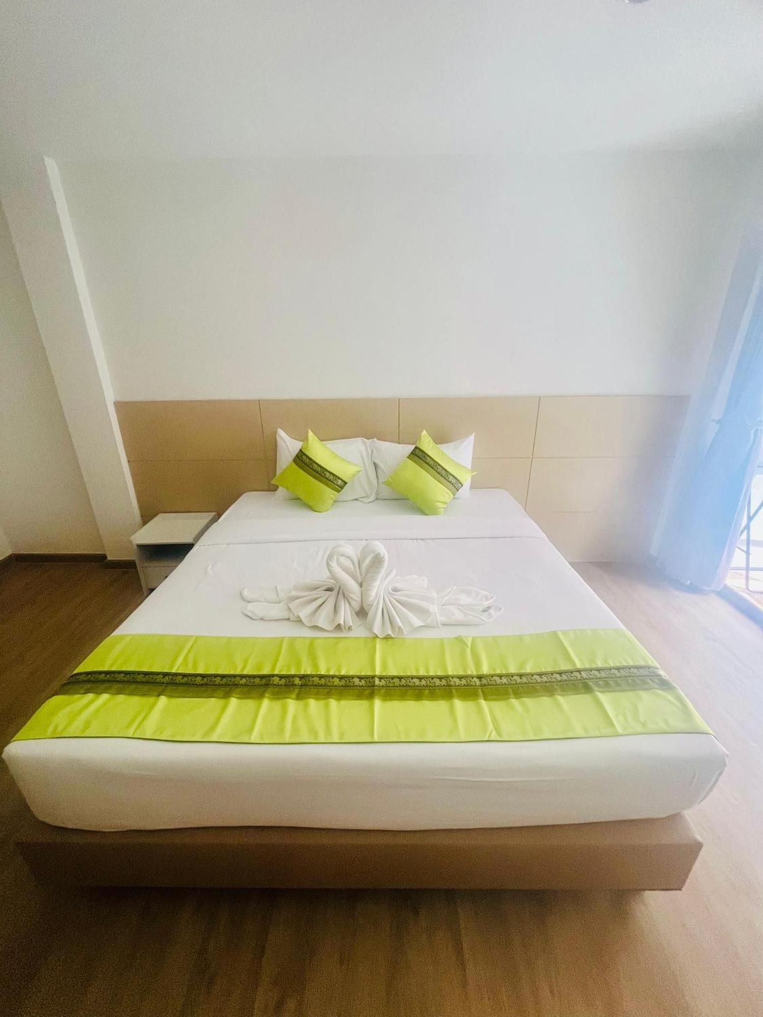 28 Boutique 3*
