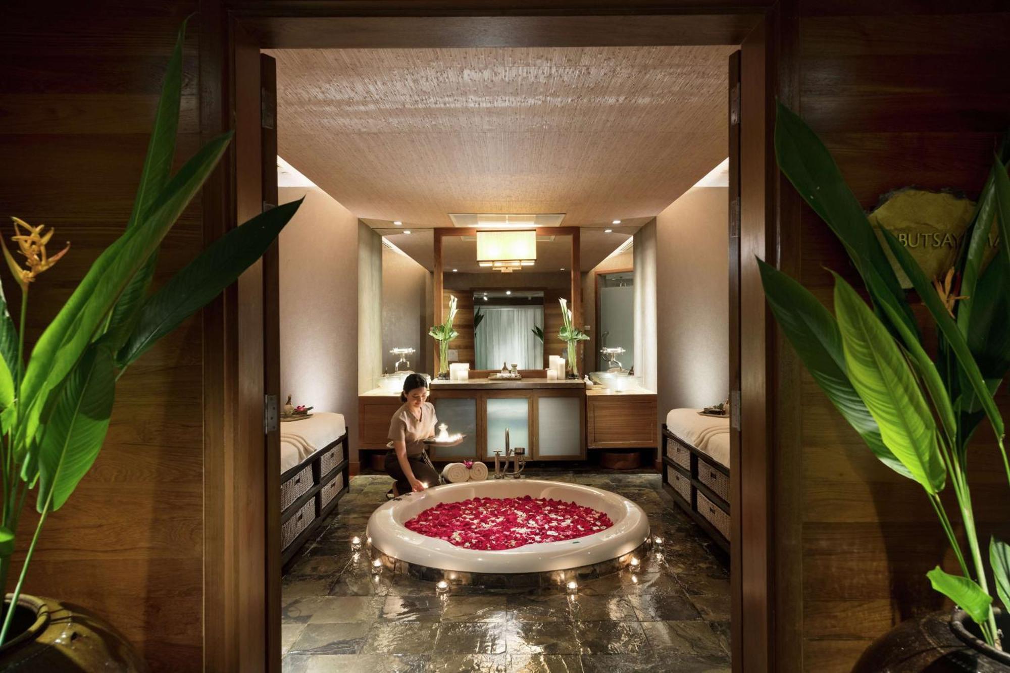 Conrad Residences Hotel 5*