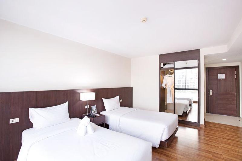 Mida Ngamwongwan - Sha Hotel 4*