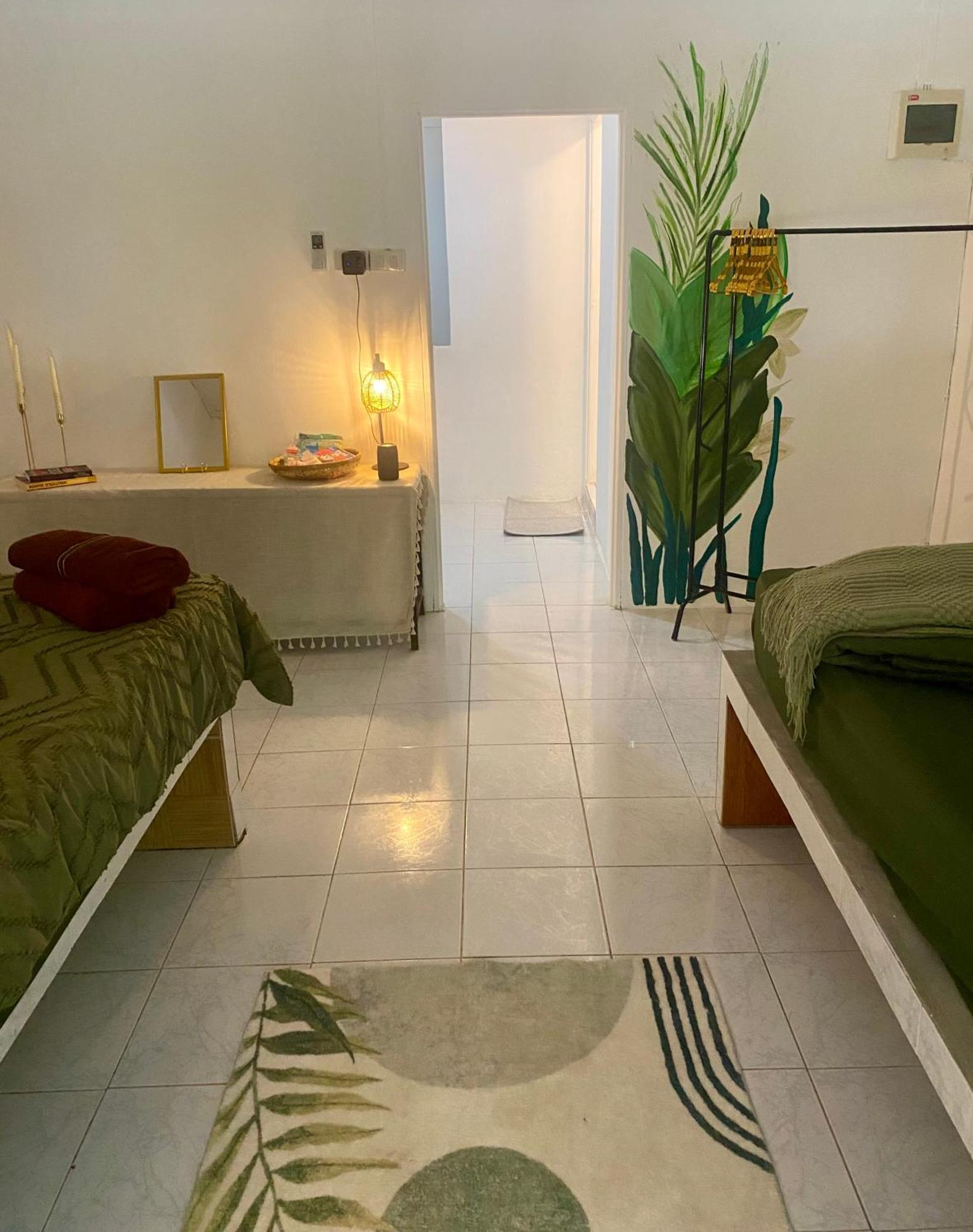 Jungle House Apartment