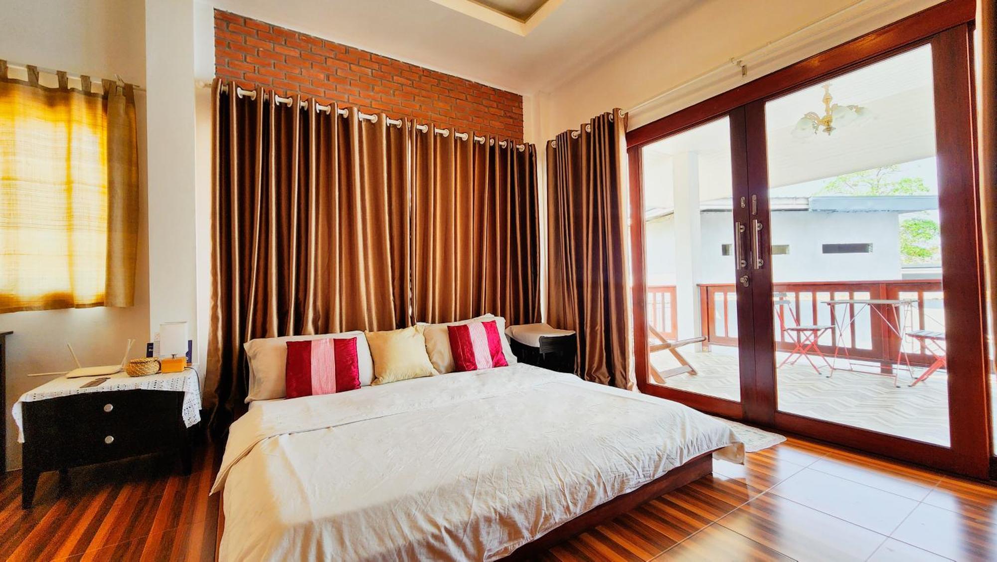 Baan Bhuwann Apartment *