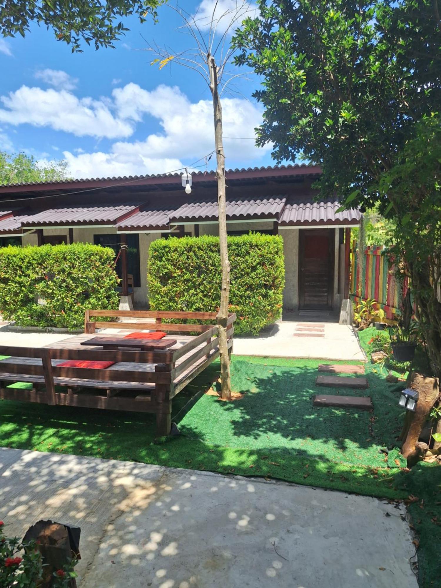 Lanta Happy House Guest house Koh Lanta