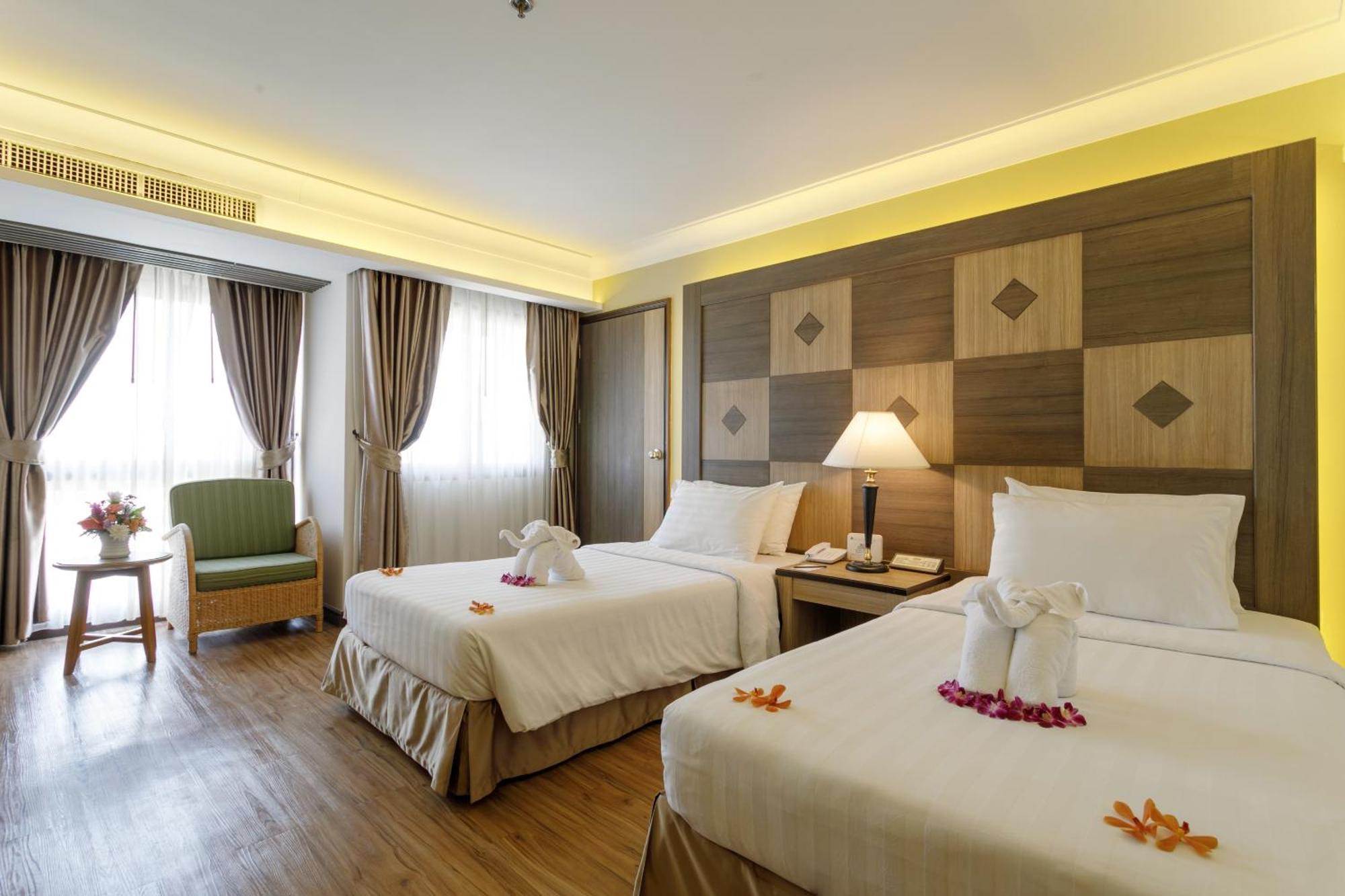 Hotel Amora Thapae