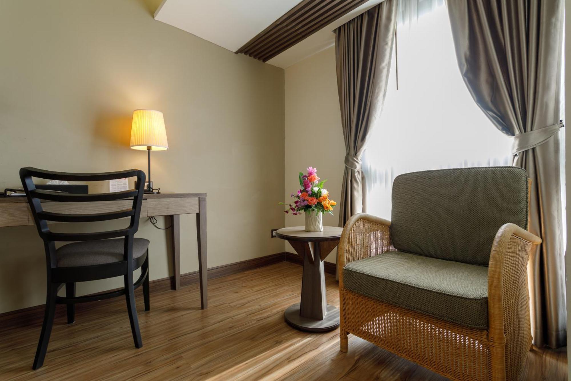 Hotel Amora Thapae Chiang Mai