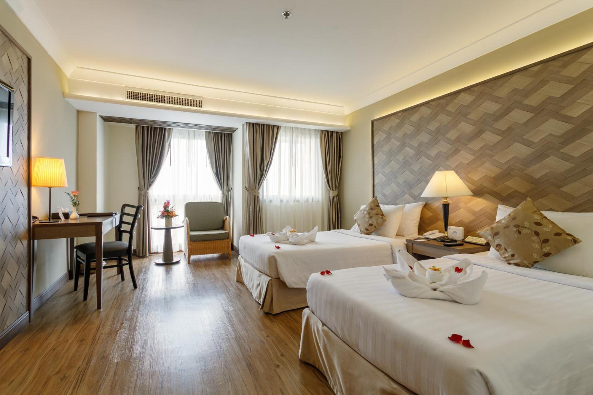 Hotel Amora Thapae