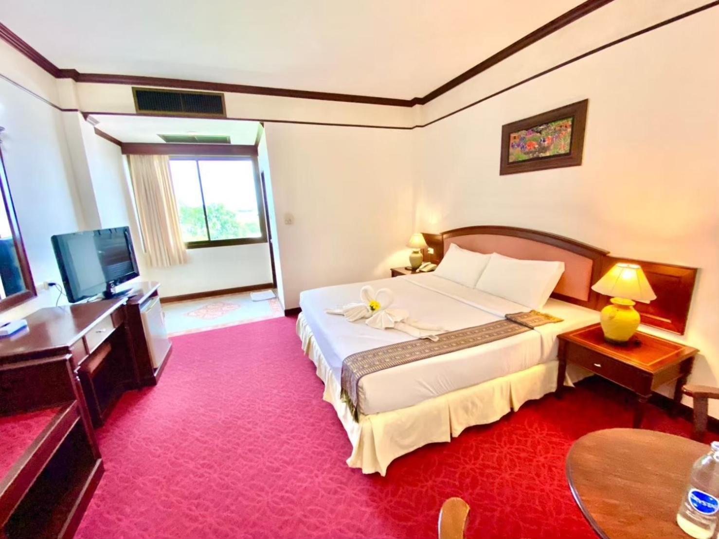 Hotel Crystal Krabi 3*