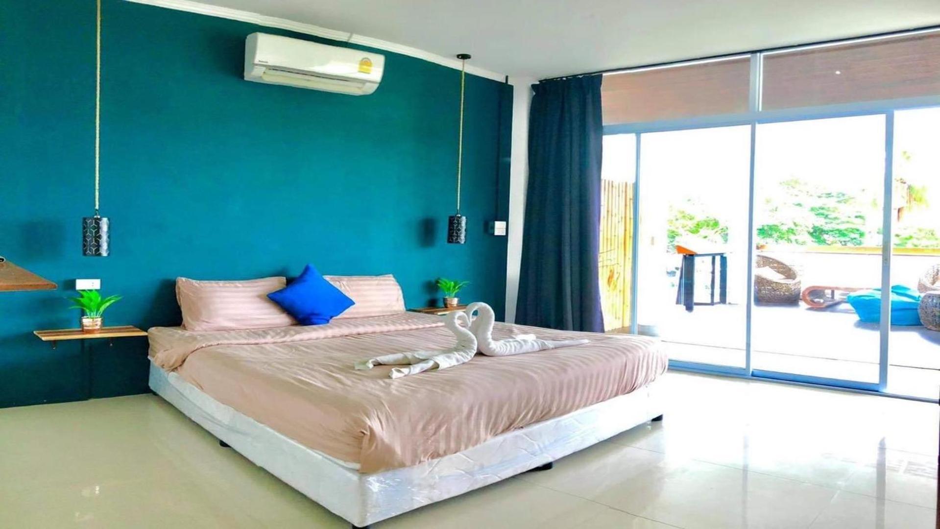 Hostel Leo *