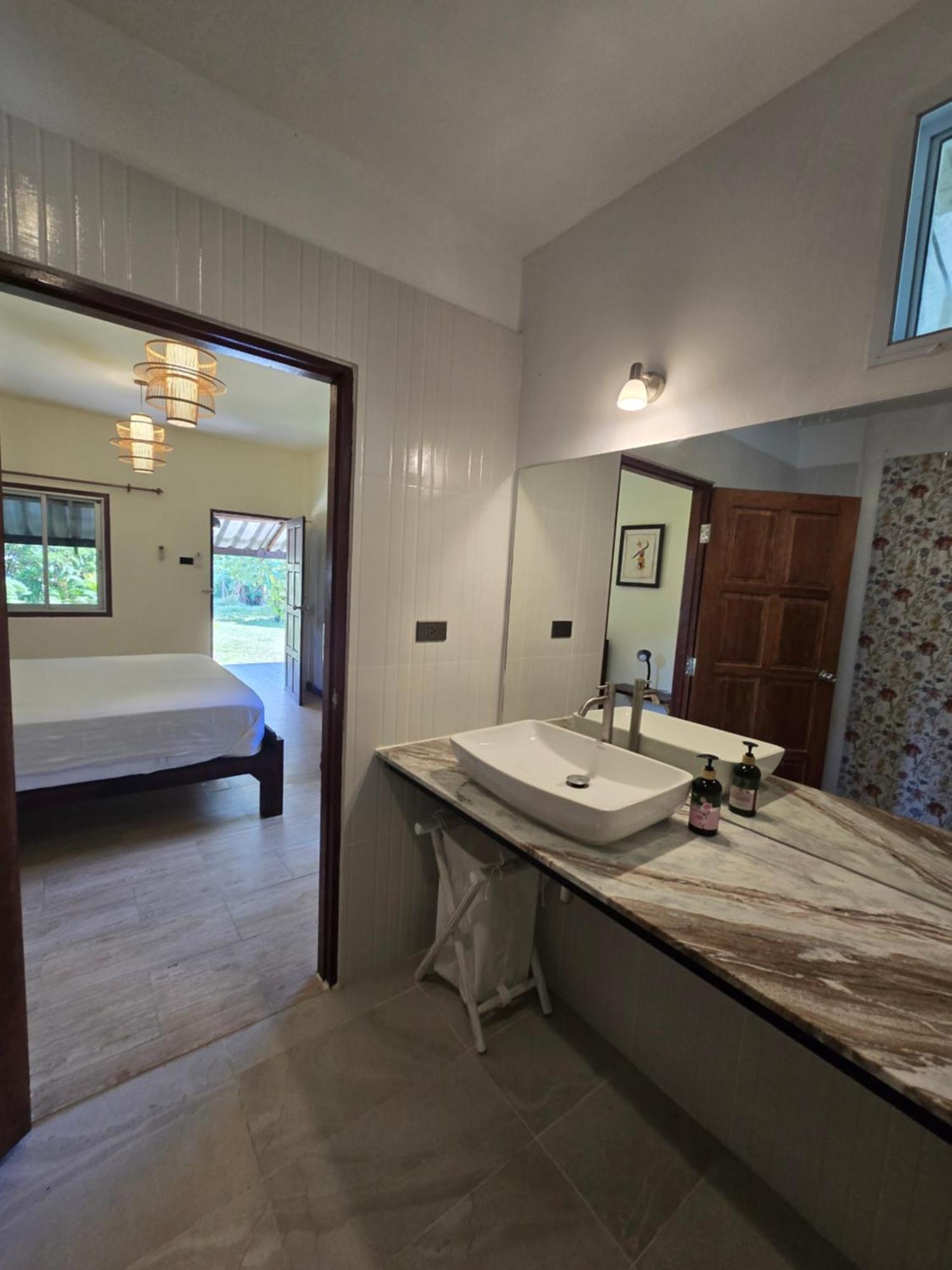 The Blue Gecko Resort *