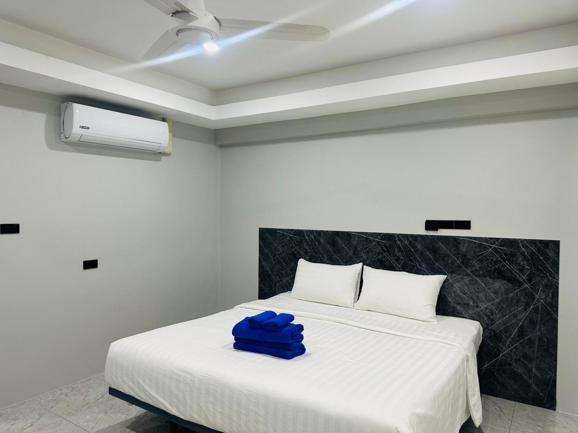 Location Apartments, 2 Bedrooms Patong