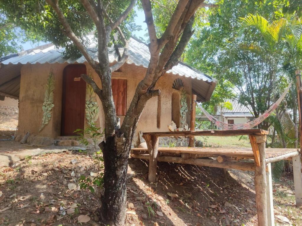 Banrai Pornsawun Suan Phueng