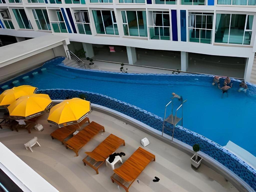 R-con Blue Ocean Hotel Pattaya