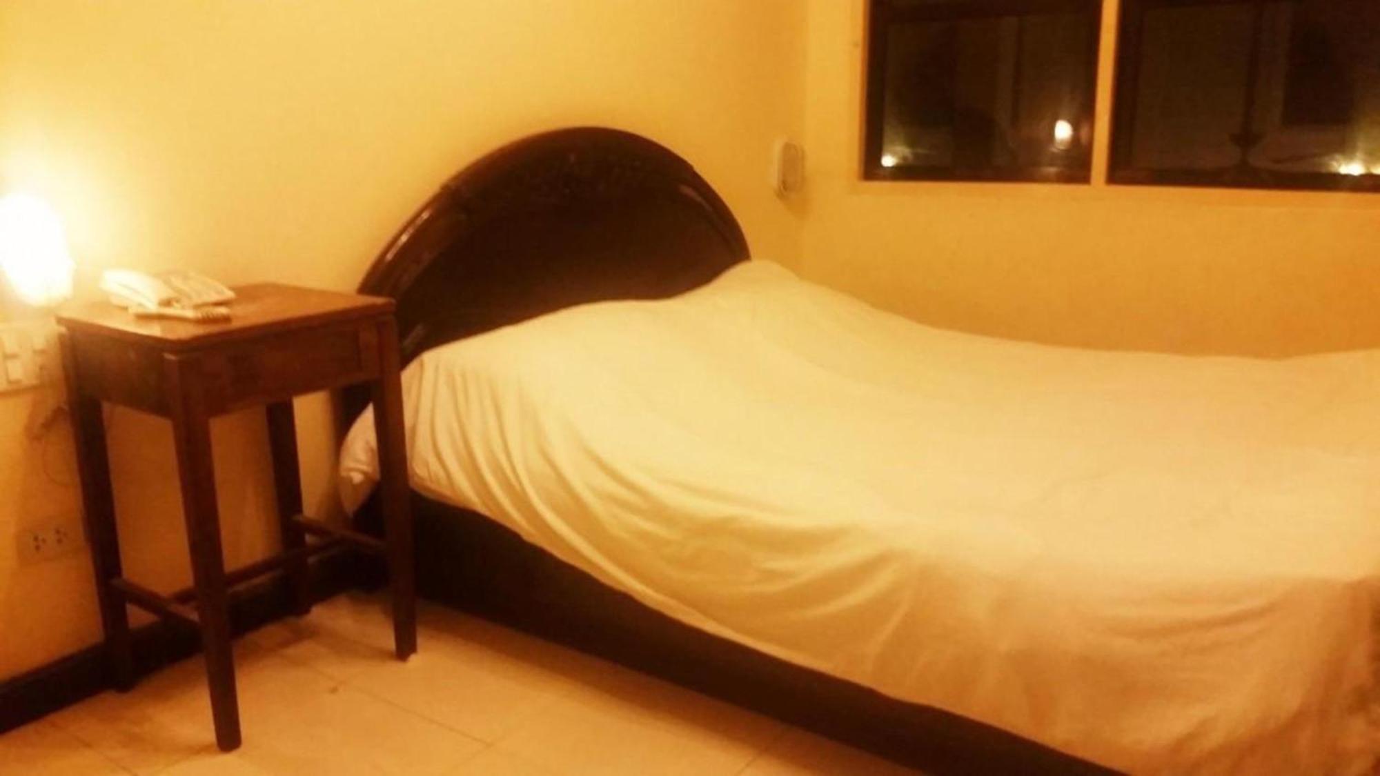 Hotel Highway Hotel
