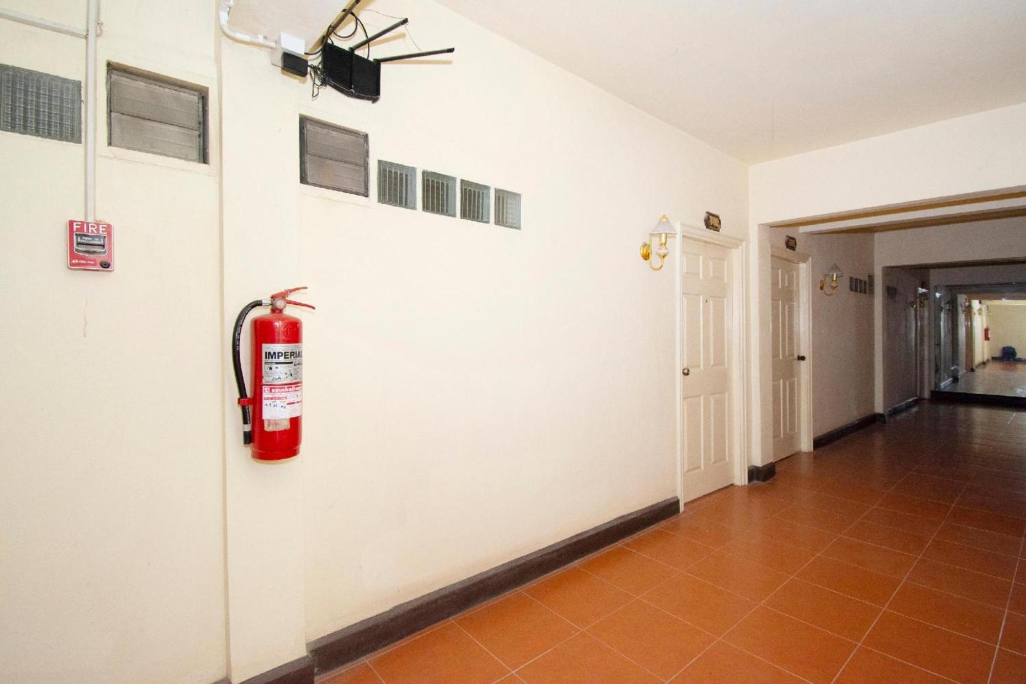 Highway Hotel Hotel 3*