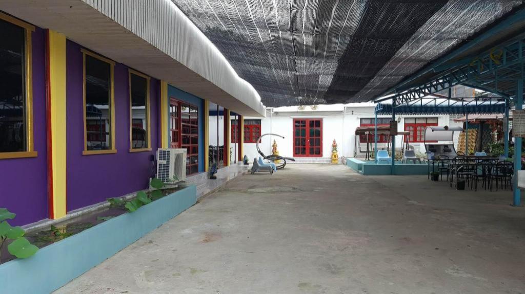 Super Hostel Nonthaburi