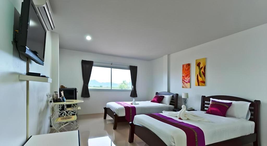 Phet Cha-am Plaza&resort 3*