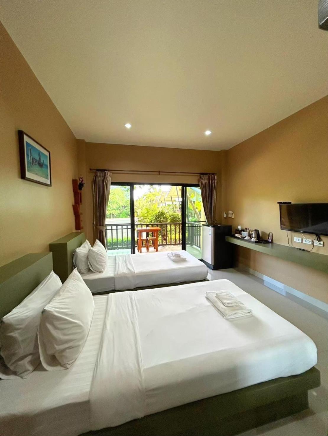 Infinite And Cafe Resort 3*