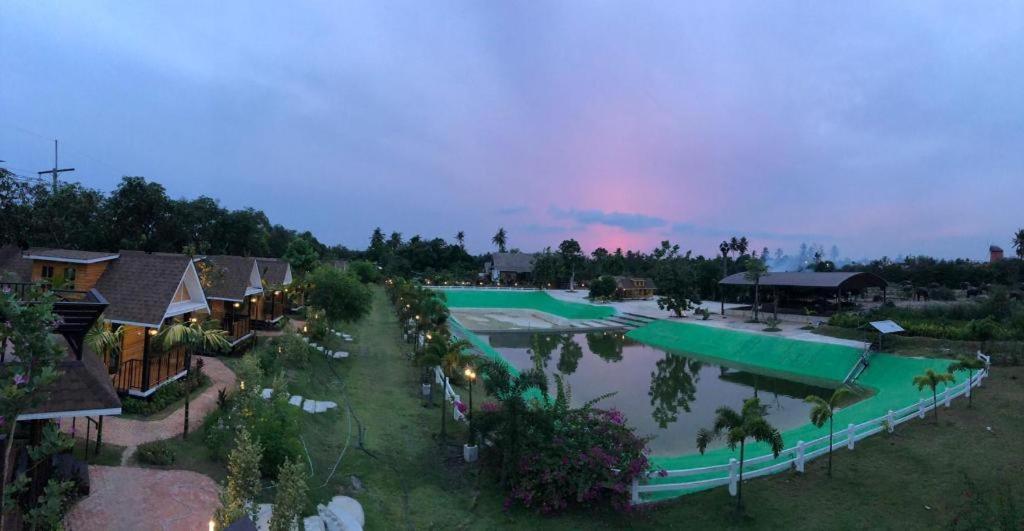 Chang Puak Resort