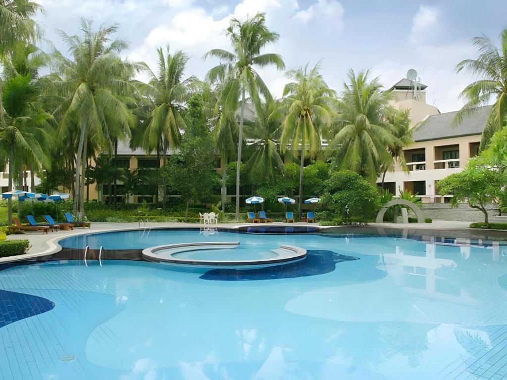 View And Golf Club 4*