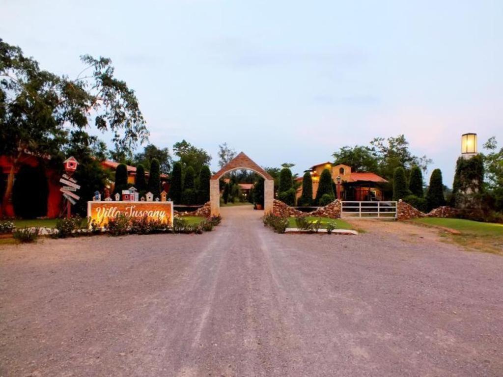 Resort Tuscany Country 3*