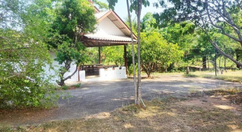 Banrai Pornsawun Suan Phueng